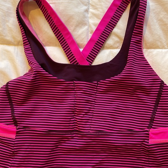 Lululemon Stuff Your Bra Tank Top II in Hyper Stripe Raspberry Glo Light Size 8 - Picture 7 of 10